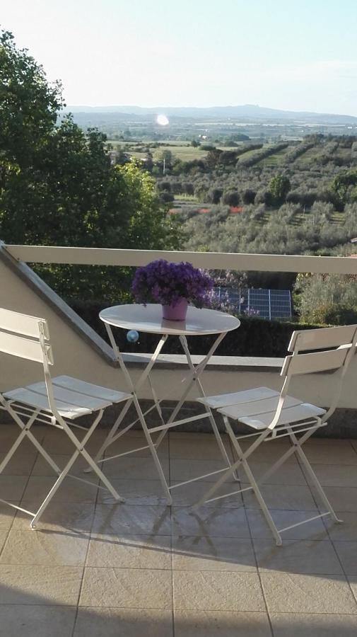 La Staccionata Bianca Acomodação com café da manhã Viterbo Exterior foto