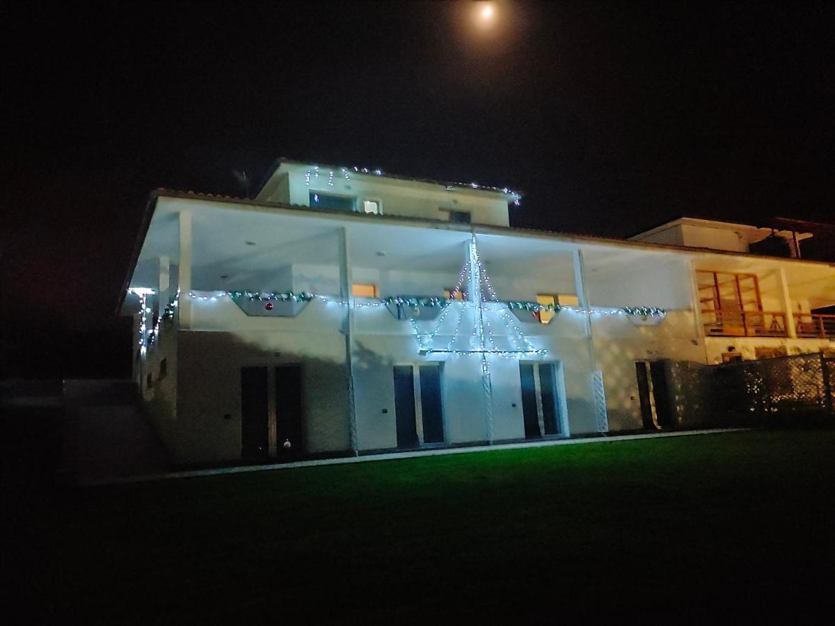 La Staccionata Bianca Acomodação com café da manhã Viterbo Exterior foto