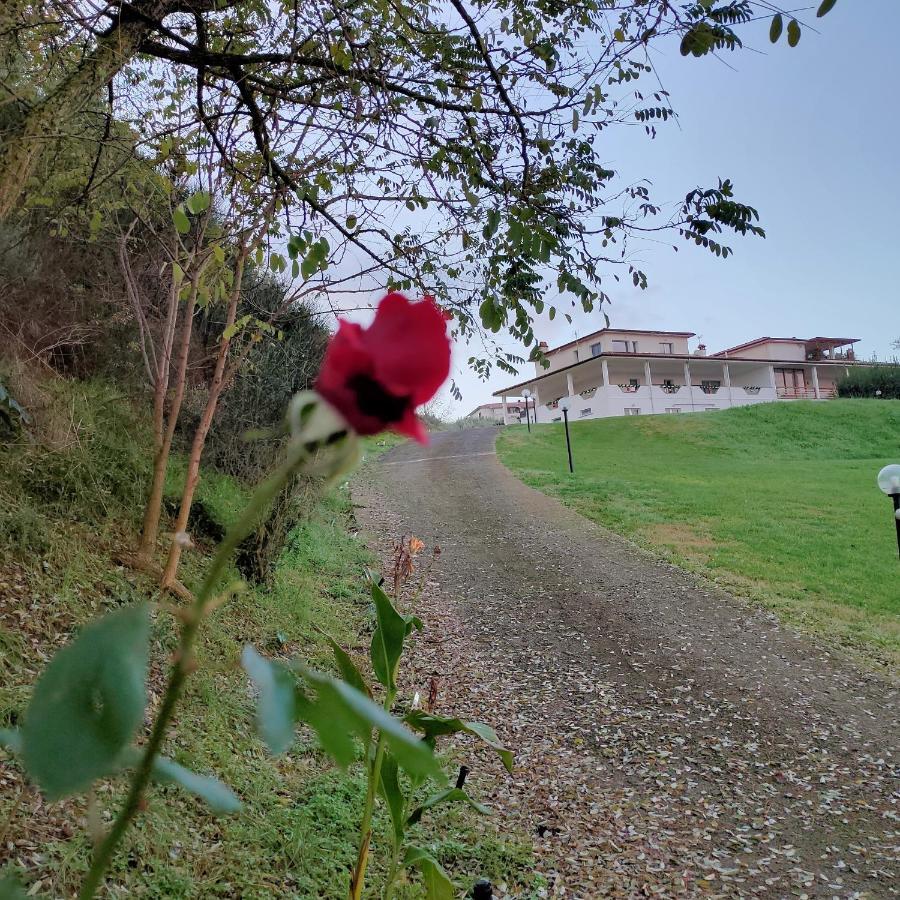 La Staccionata Bianca Acomodação com café da manhã Viterbo Exterior foto